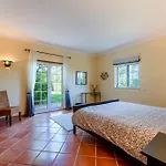 Serena Villa