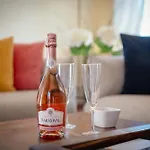 Serena Villa